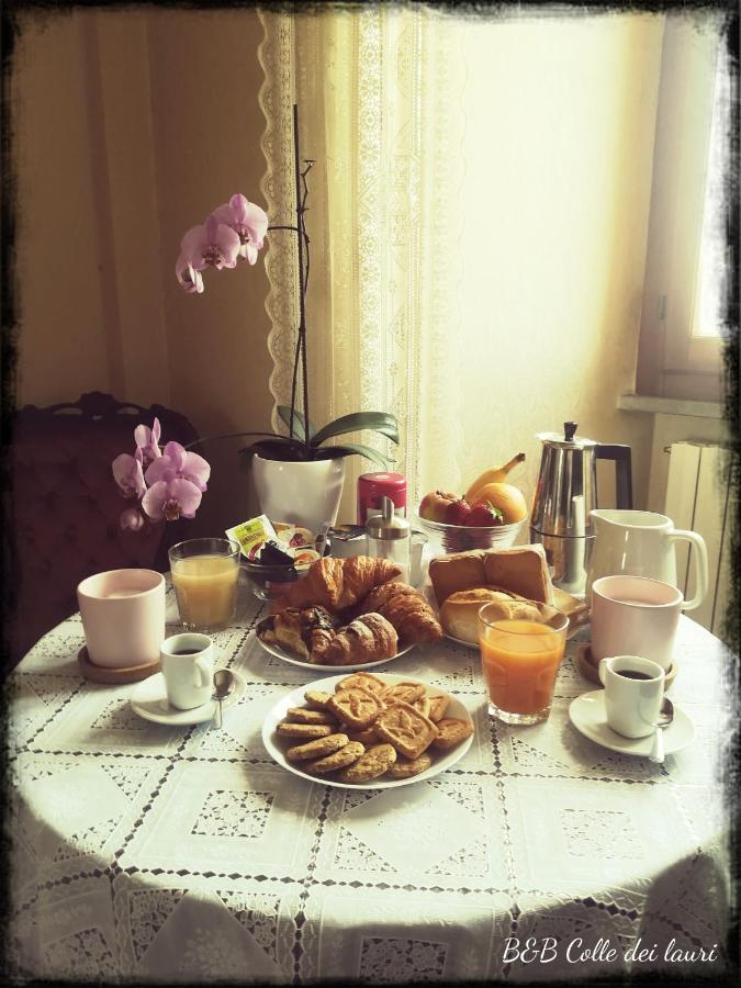 Colle Dei Lauri Bed & Breakfast Лорето Екстериор снимка
